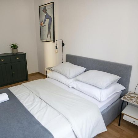 Apartamenty Centrum Biskupiec ビスクピエツ エクステリア 写真