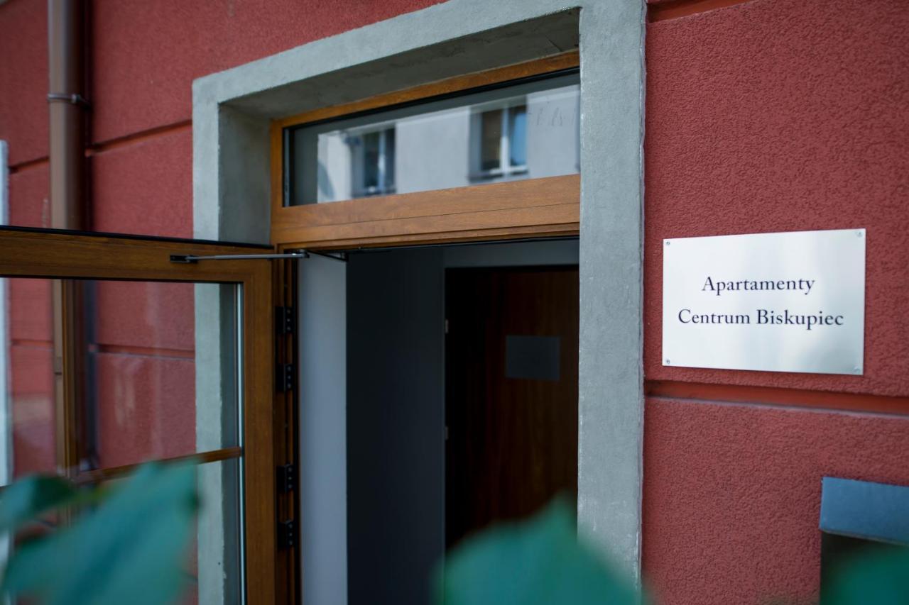 Apartamenty Centrum Biskupiec ビスクピエツ エクステリア 写真