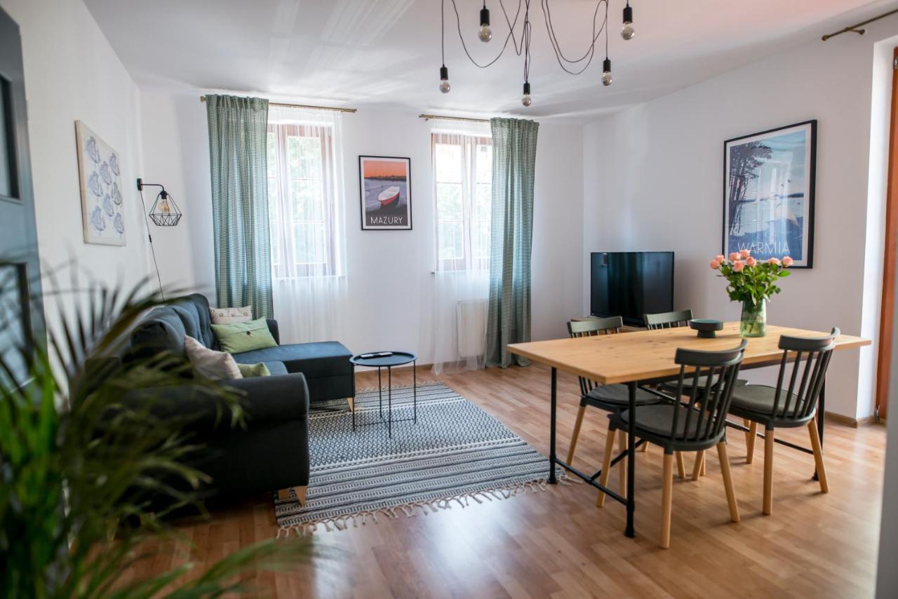 Apartamenty Centrum Biskupiec ビスクピエツ エクステリア 写真